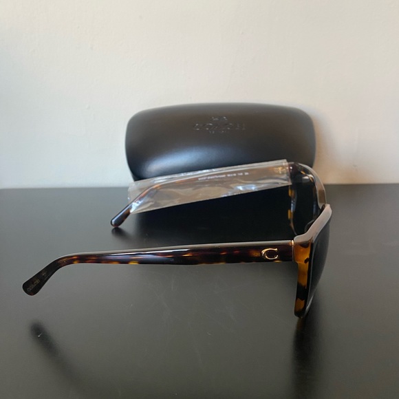 Coach Black/Tortoise Squared Cat-Eye Sunglasses Women's - Picture 3 of 3